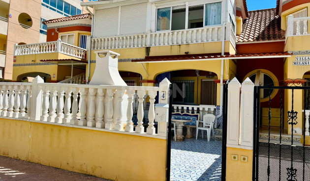 Resale - Townhouse - Torrevieja - Costa Blanca