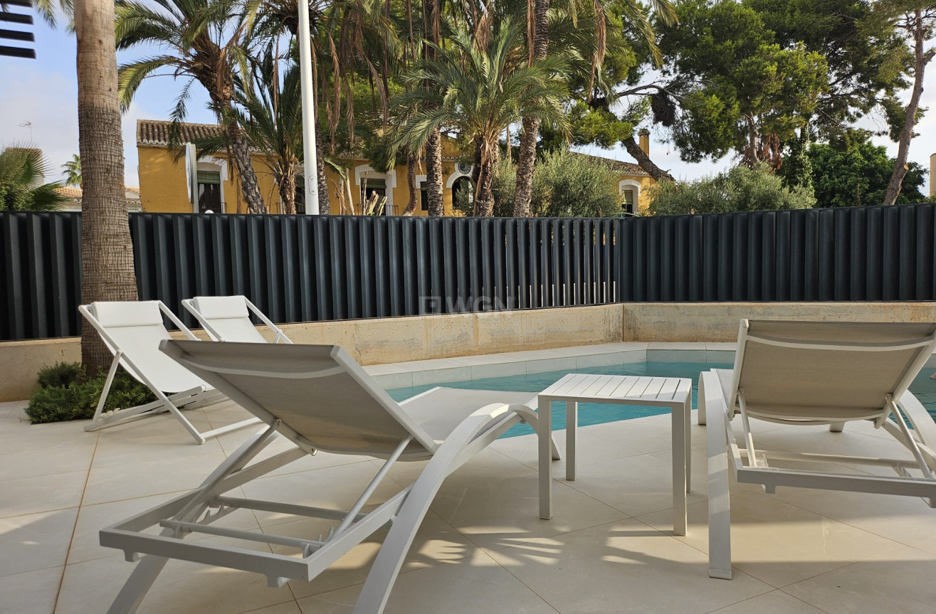 Odsprzedaż - Villa - Santiago de la ribera - Costa Calida