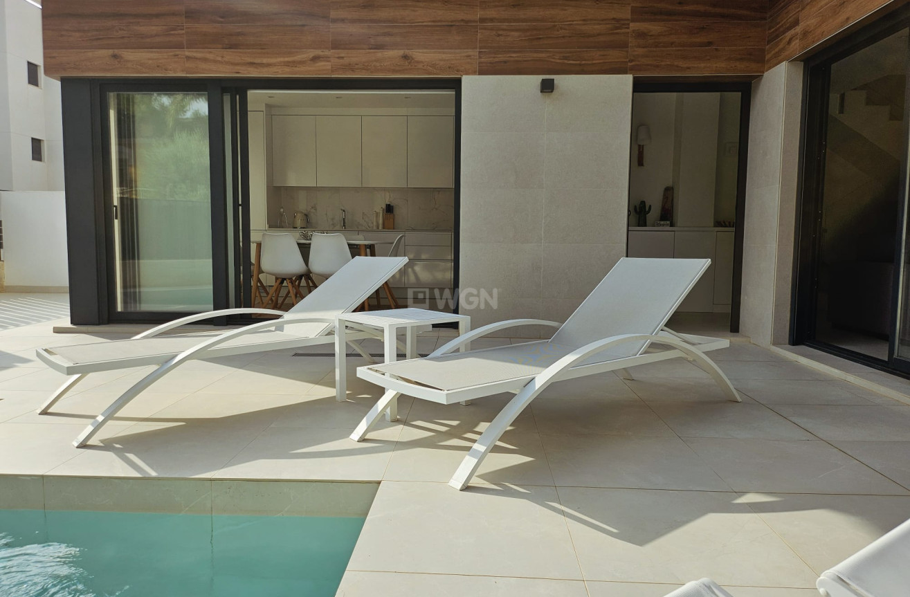 Odsprzedaż - Villa - Santiago de la ribera - Costa Calida