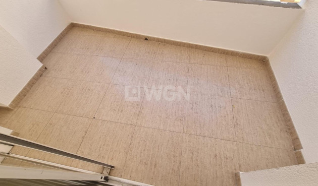 Resale - Apartment / flat - Torrevieja - El Molino