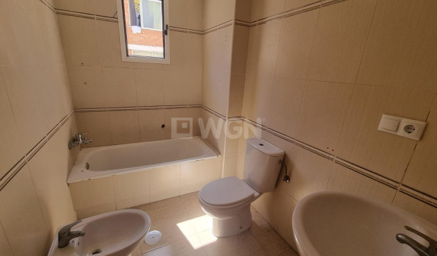 Resale - Apartment / flat - Torrevieja - El Molino