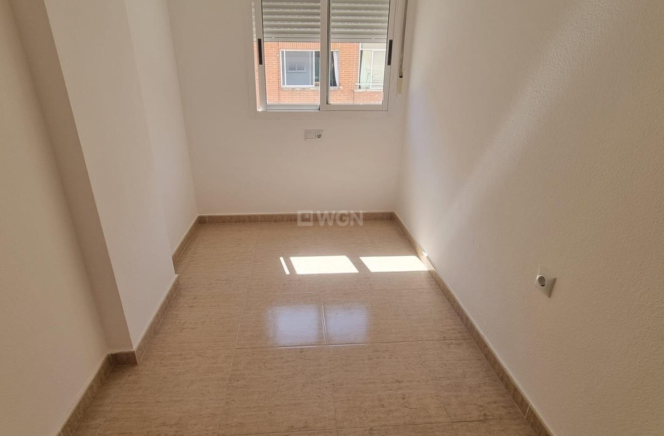 Resale - Apartment / flat - Torrevieja - El Molino