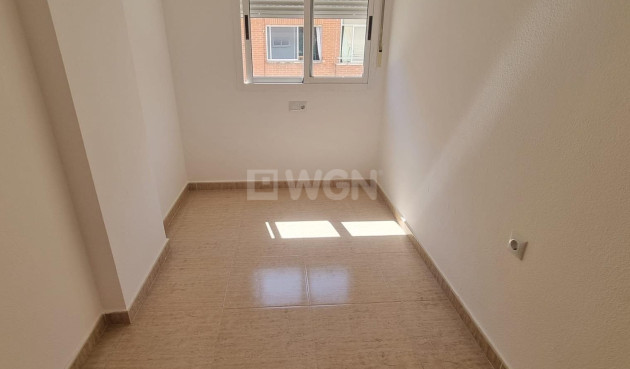 Resale - Apartment / flat - Torrevieja - El Molino