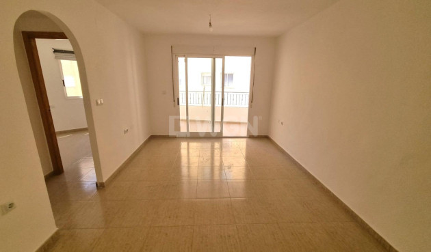 Resale - Apartment / flat - Torrevieja - El Molino