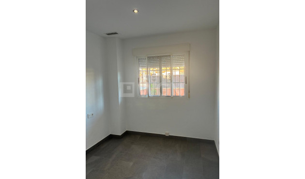 Odsprzedaż - Villa - Almoradí - El Banet
