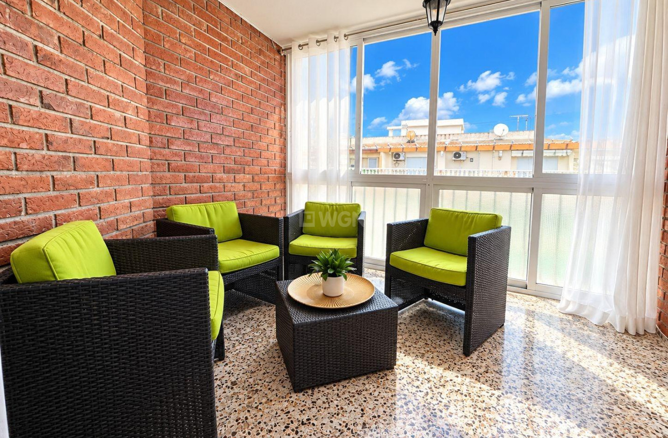 Resale - Apartment / flat - Torrevieja - Acequion
