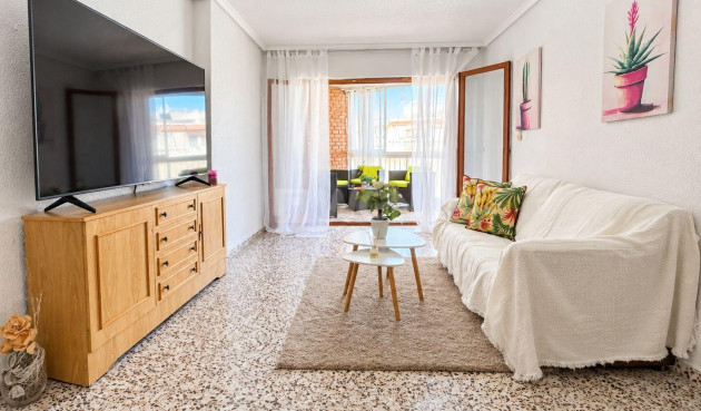 Resale - Apartment / flat - Torrevieja - Acequion