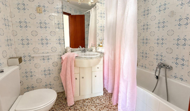 Resale - Apartment / flat - Torrevieja - Acequion