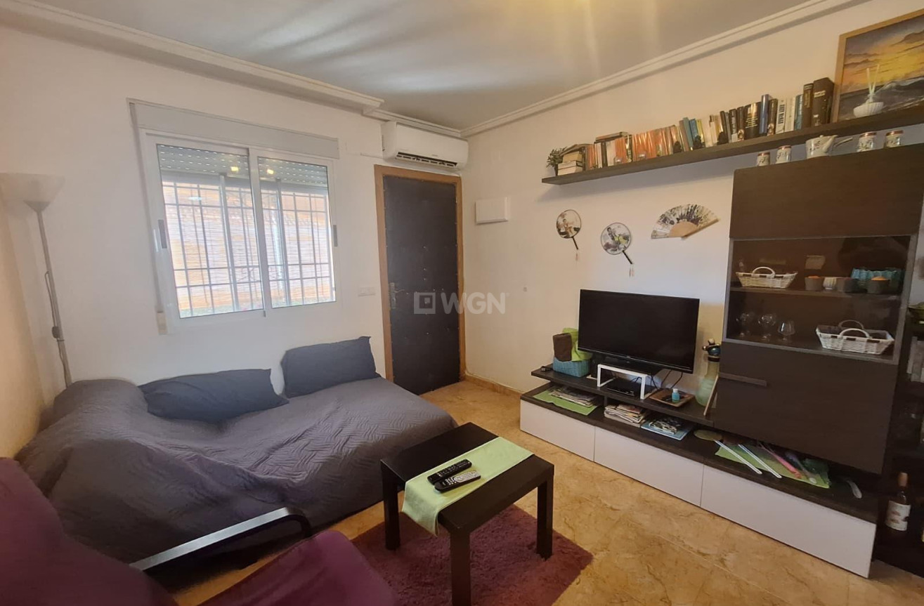 Odsprzedaż - Bungalow - Torrevieja - El Limonar