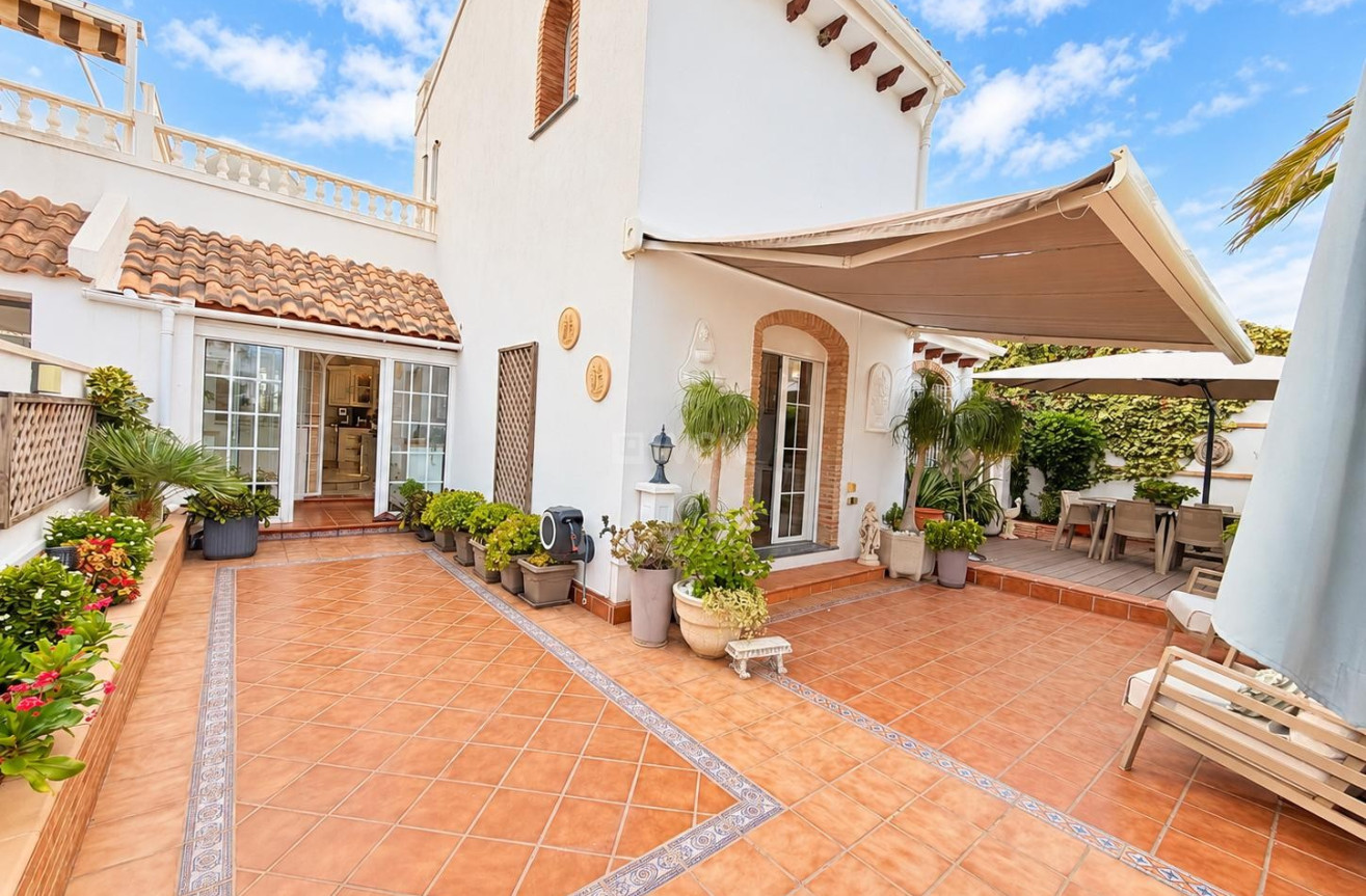 Odsprzedaż - Villa - Orihuela Costa - Costa Blanca
