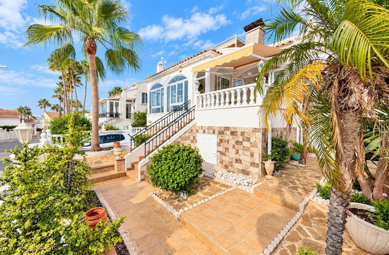 Odsprzedaż - Villa - Orihuela Costa - Costa Blanca