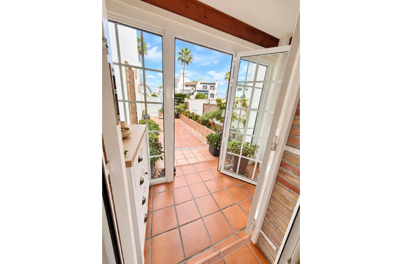 Odsprzedaż - Villa - Orihuela Costa - Costa Blanca