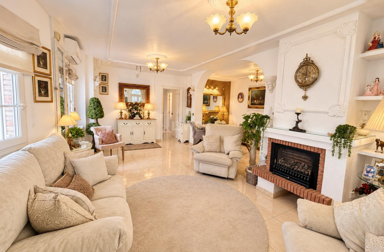 Odsprzedaż - Villa - Orihuela Costa - Costa Blanca