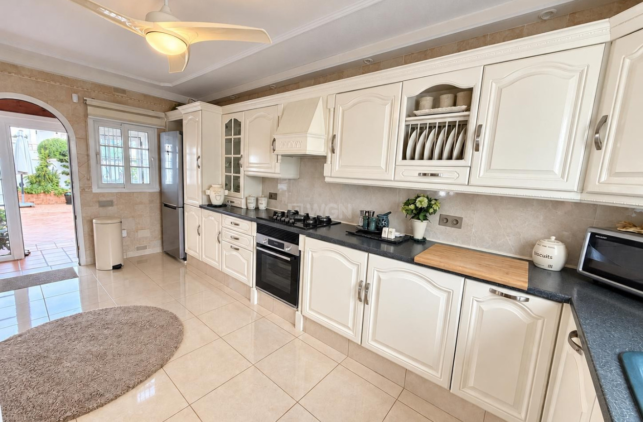 Odsprzedaż - Villa - Orihuela Costa - Costa Blanca