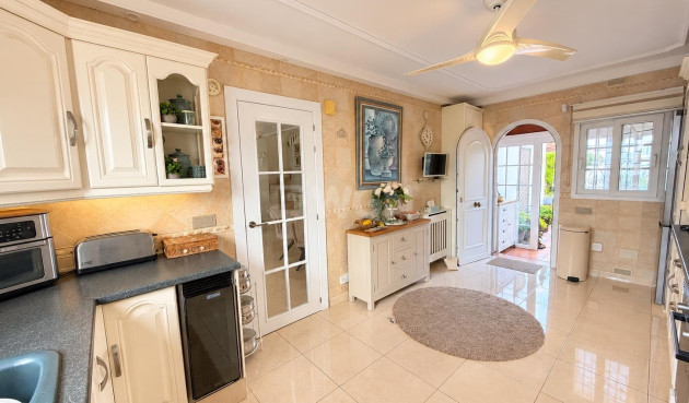 Odsprzedaż - Villa - Orihuela Costa - Costa Blanca