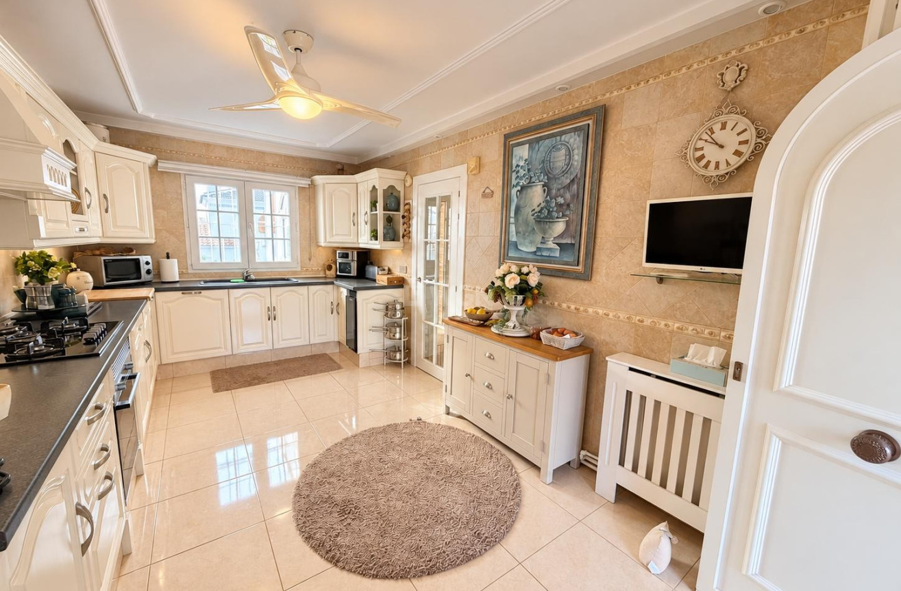 Odsprzedaż - Villa - Orihuela Costa - Costa Blanca