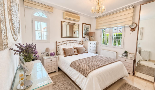 Odsprzedaż - Villa - Orihuela Costa - Costa Blanca