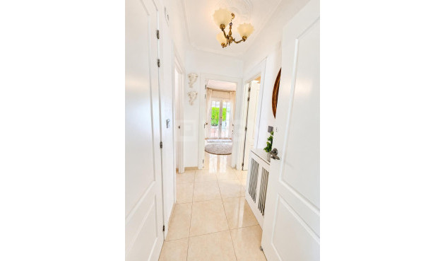 Odsprzedaż - Villa - Orihuela Costa - Costa Blanca