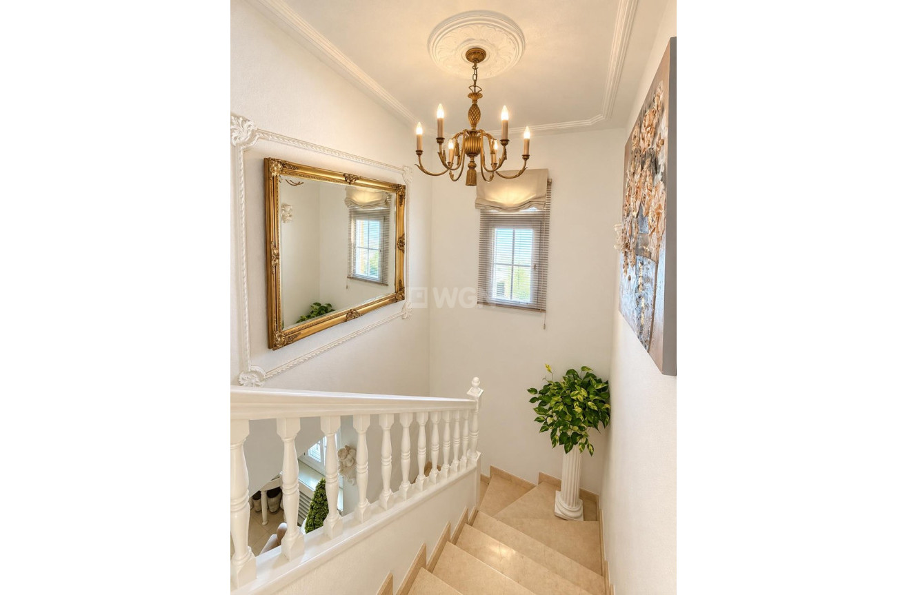 Odsprzedaż - Villa - Orihuela Costa - Costa Blanca