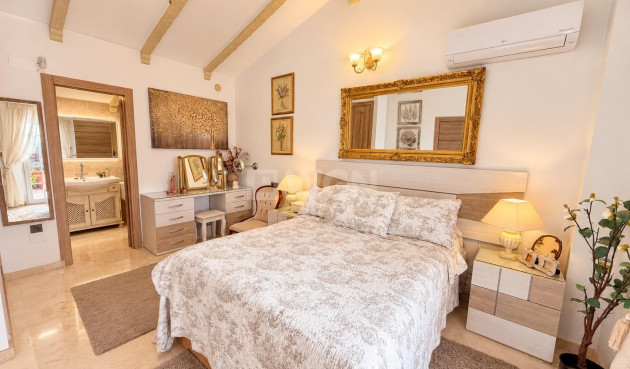 Odsprzedaż - Villa - Orihuela Costa - Costa Blanca