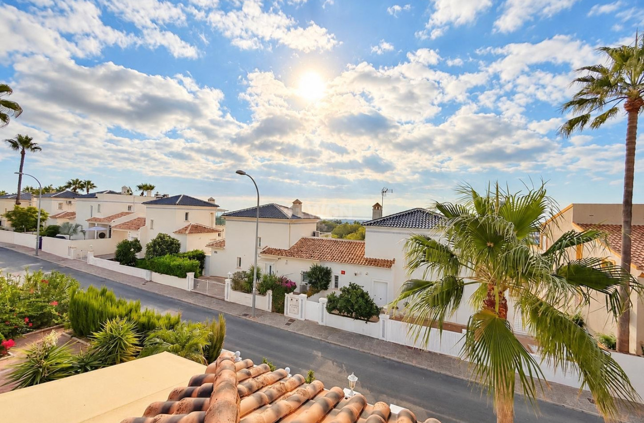 Odsprzedaż - Villa - Orihuela Costa - Costa Blanca
