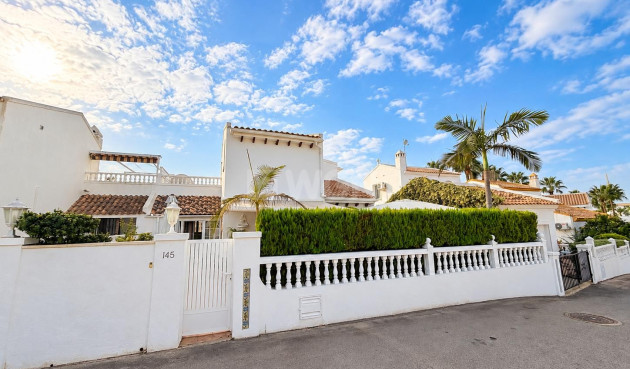 Odsprzedaż - Villa - Orihuela Costa - Costa Blanca