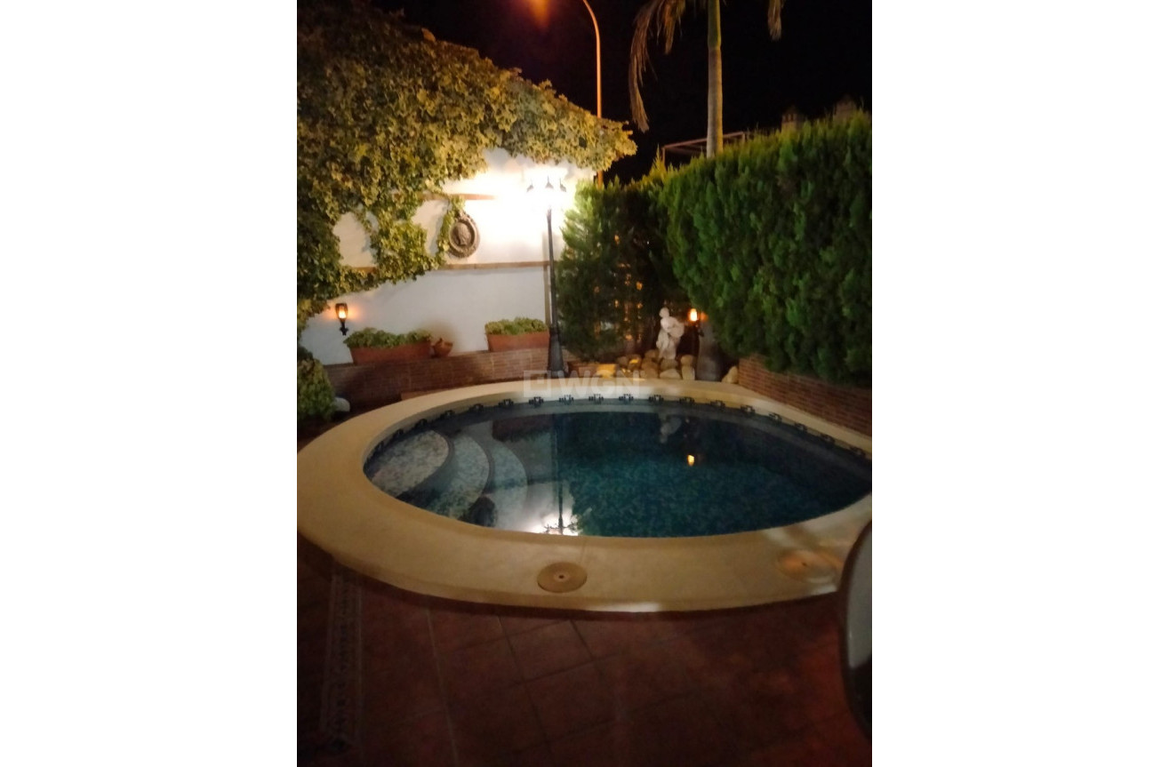 Odsprzedaż - Villa - Orihuela Costa - Costa Blanca