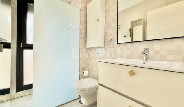 Odsprzedaż - Villa - Cabo Roig - Costa Blanca