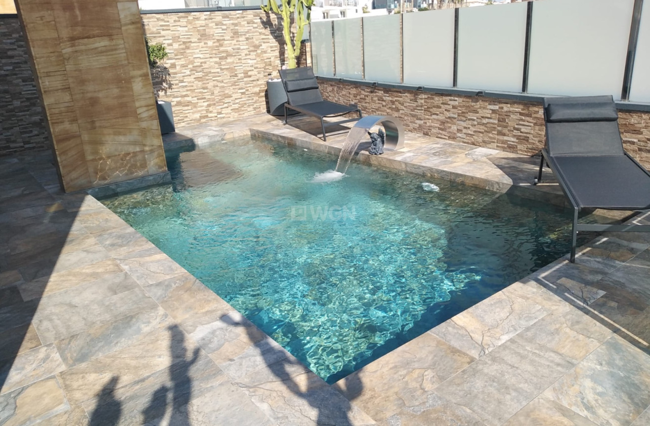 Odsprzedaż - Villa - Cabo Roig - Costa Blanca
