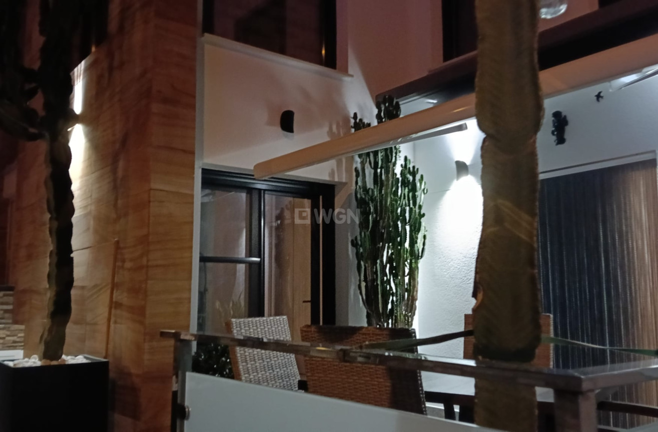 Odsprzedaż - Villa - Cabo Roig - Costa Blanca