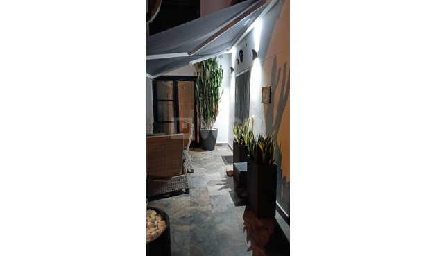 Odsprzedaż - Villa - Cabo Roig - Costa Blanca