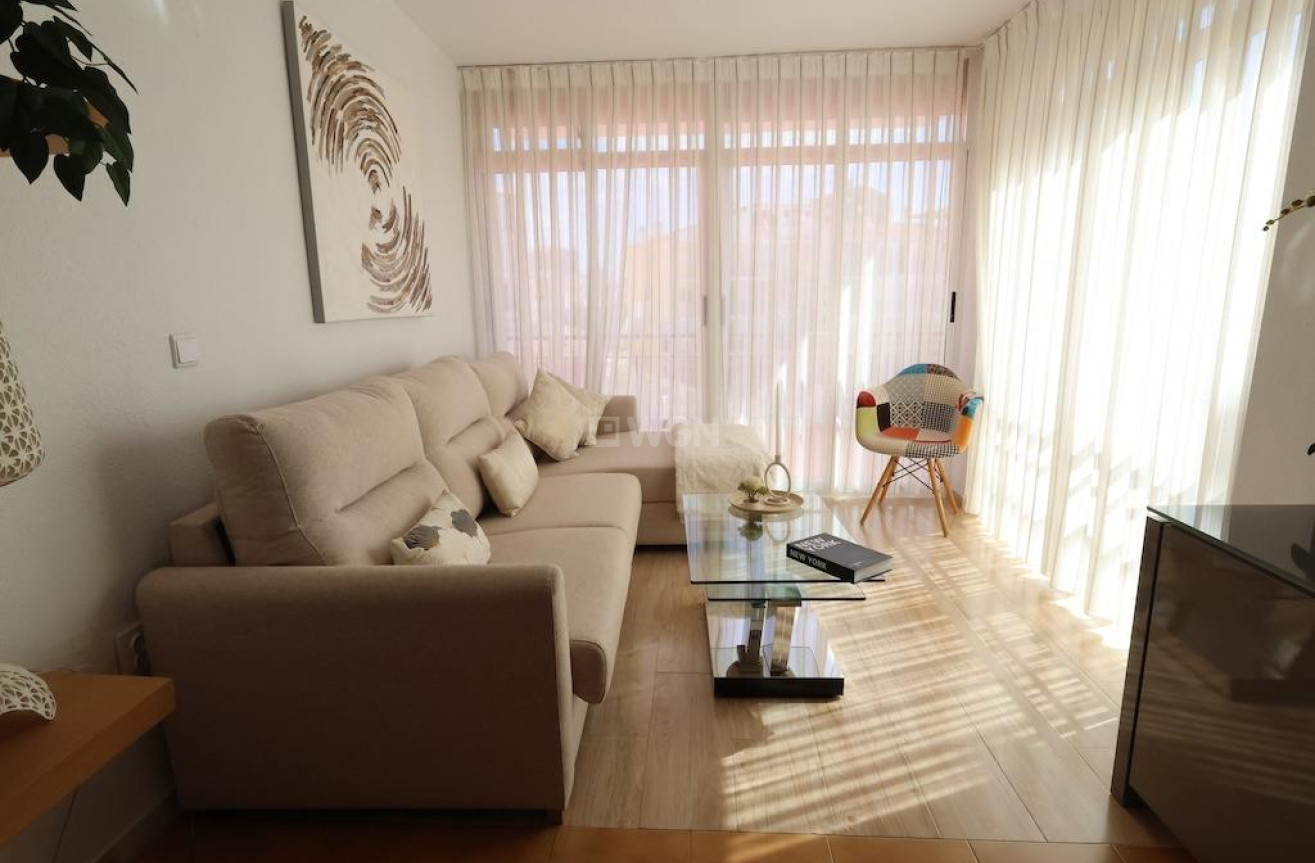 Odsprzedaż - Mieszkanie w bloku - Torrevieja - Costa Blanca