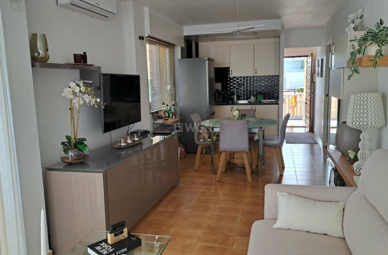 Odsprzedaż - Mieszkanie w bloku - Torrevieja - Costa Blanca