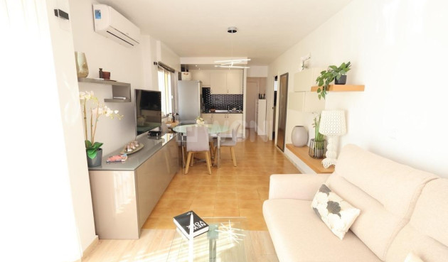 Odsprzedaż - Mieszkanie w bloku - Torrevieja - Costa Blanca