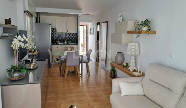 Odsprzedaż - Mieszkanie w bloku - Torrevieja - Costa Blanca