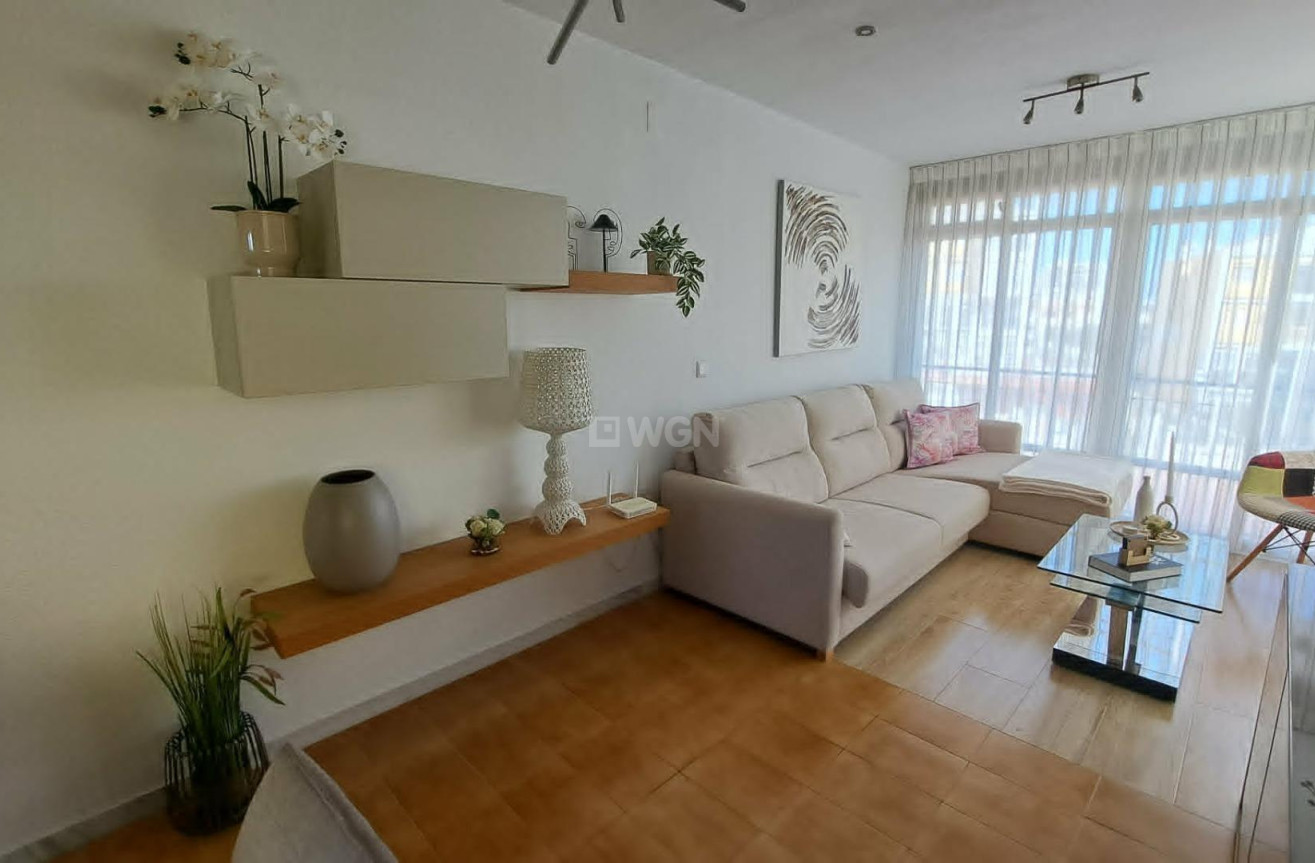 Odsprzedaż - Mieszkanie w bloku - Torrevieja - Costa Blanca
