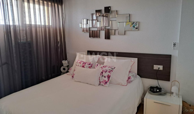 Odsprzedaż - Mieszkanie w bloku - Torrevieja - Costa Blanca