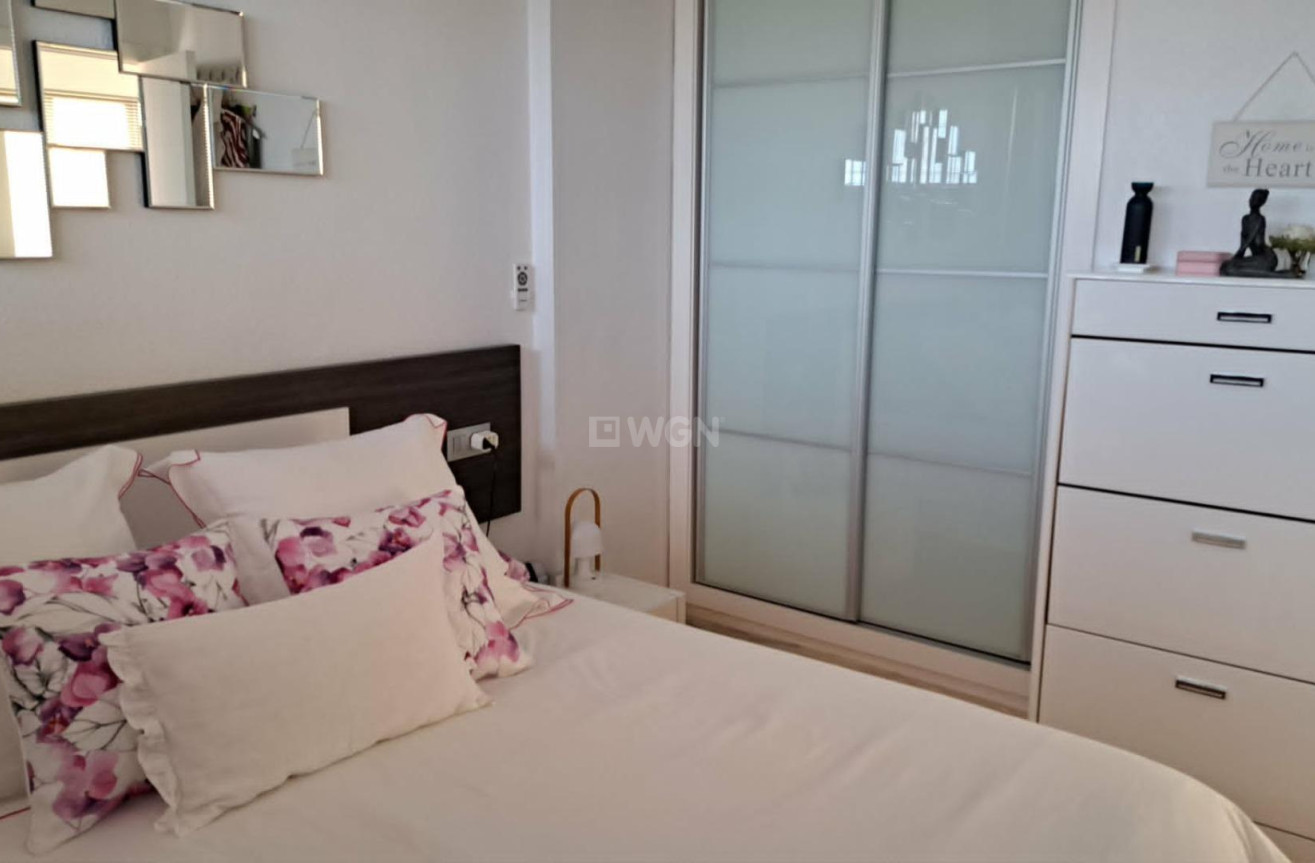 Odsprzedaż - Mieszkanie w bloku - Torrevieja - Costa Blanca
