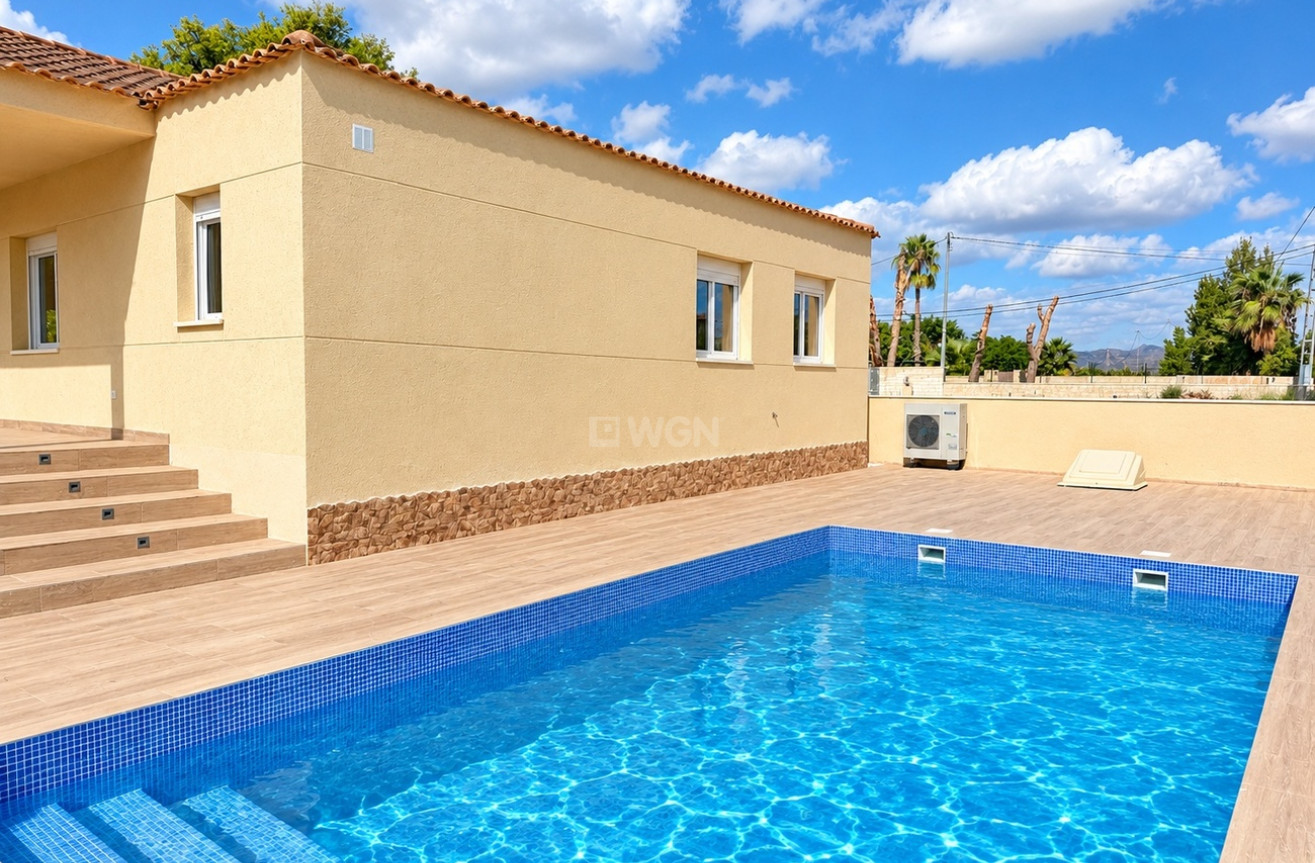 Odsprzedaż - Villa - Catral - Costa Blanca