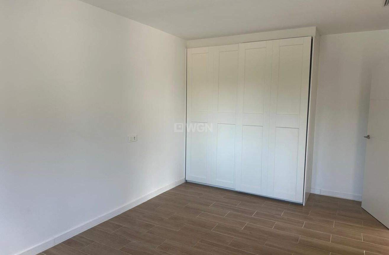 Odsprzedaż - Villa - Catral - Costa Blanca