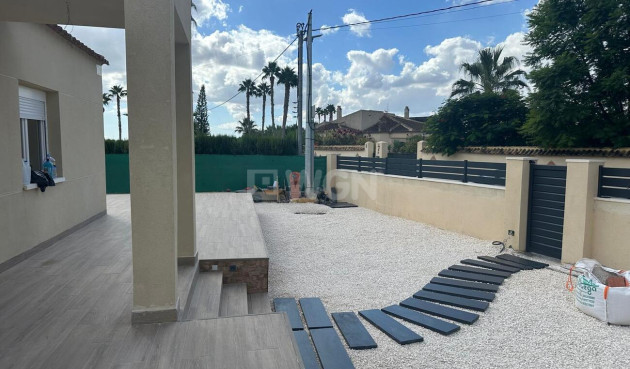 Odsprzedaż - Villa - Catral - Costa Blanca