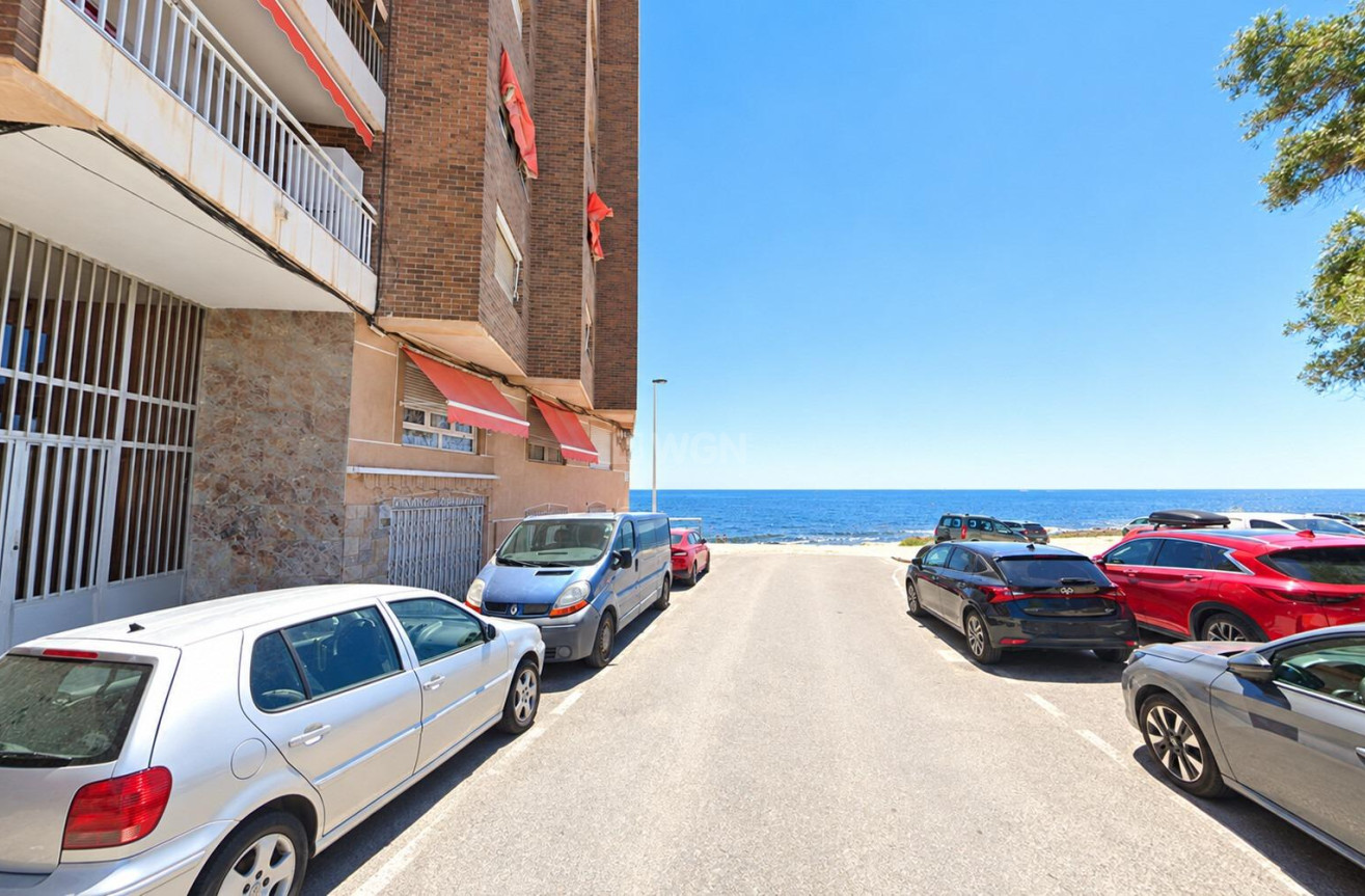 Reventa - Apartamento / piso - Torrevieja - Playa De Los Naufragos