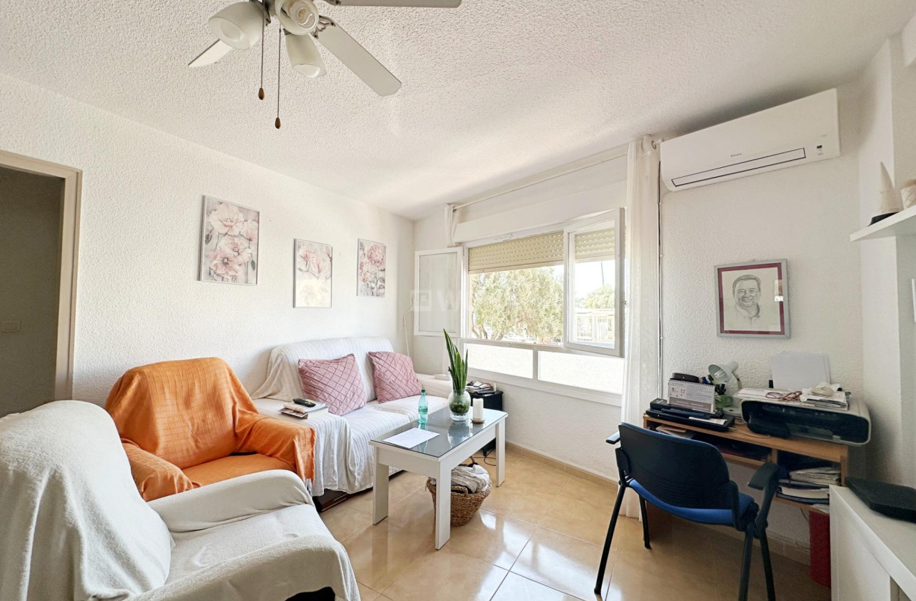 Reventa - Apartamento / piso - Torrevieja - Playa De Los Naufragos