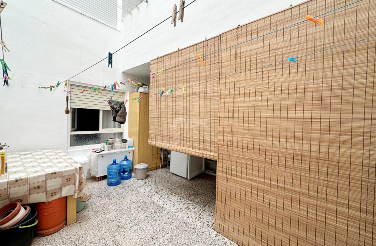 Reventa - Apartamento / piso - Torrevieja - Playa De Los Naufragos