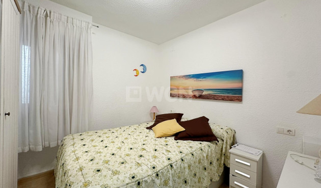 Reventa - Apartamento / piso - Torrevieja - Playa De Los Naufragos