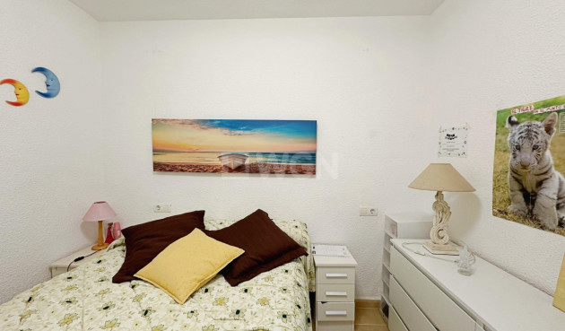 Reventa - Apartamento / piso - Torrevieja - Playa De Los Naufragos