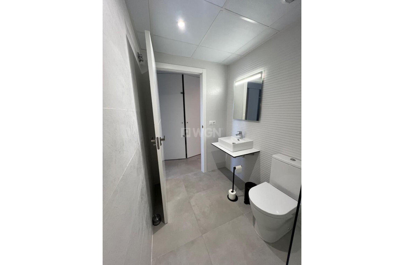 Resale - Apartment / flat - Campoamor - Costa Blanca