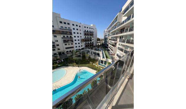Resale - Apartment / flat - Campoamor - Costa Blanca