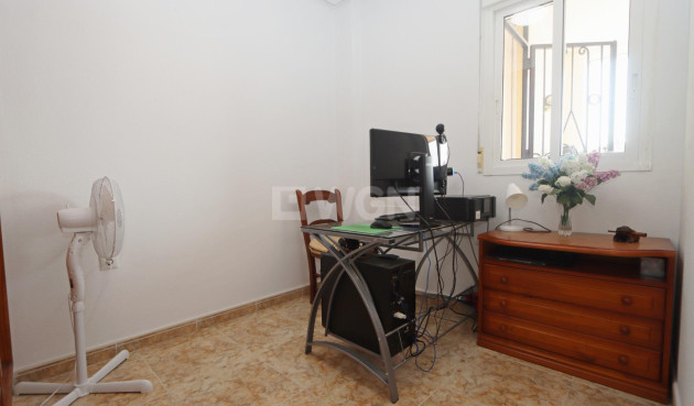 Reventa - Apartamento / piso - Orihuela - Los Balcones Y Los Altos