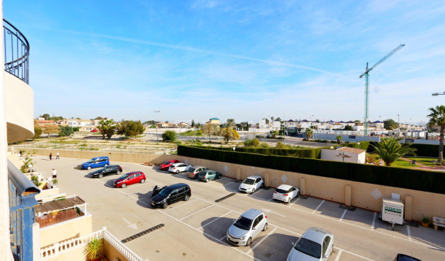 Reventa - Apartamento / piso - Orihuela - Los Balcones Y Los Altos